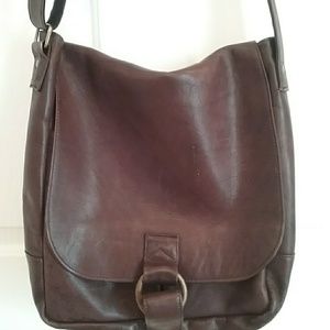 Bags - Crossbody Saddle/Messenger bag Bags - Crossbody Saddle/Messenger bag